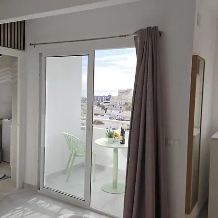 Apartament Congreso Sunset Terrace. With Sunny Terrace And Sea Views. Torremolinos